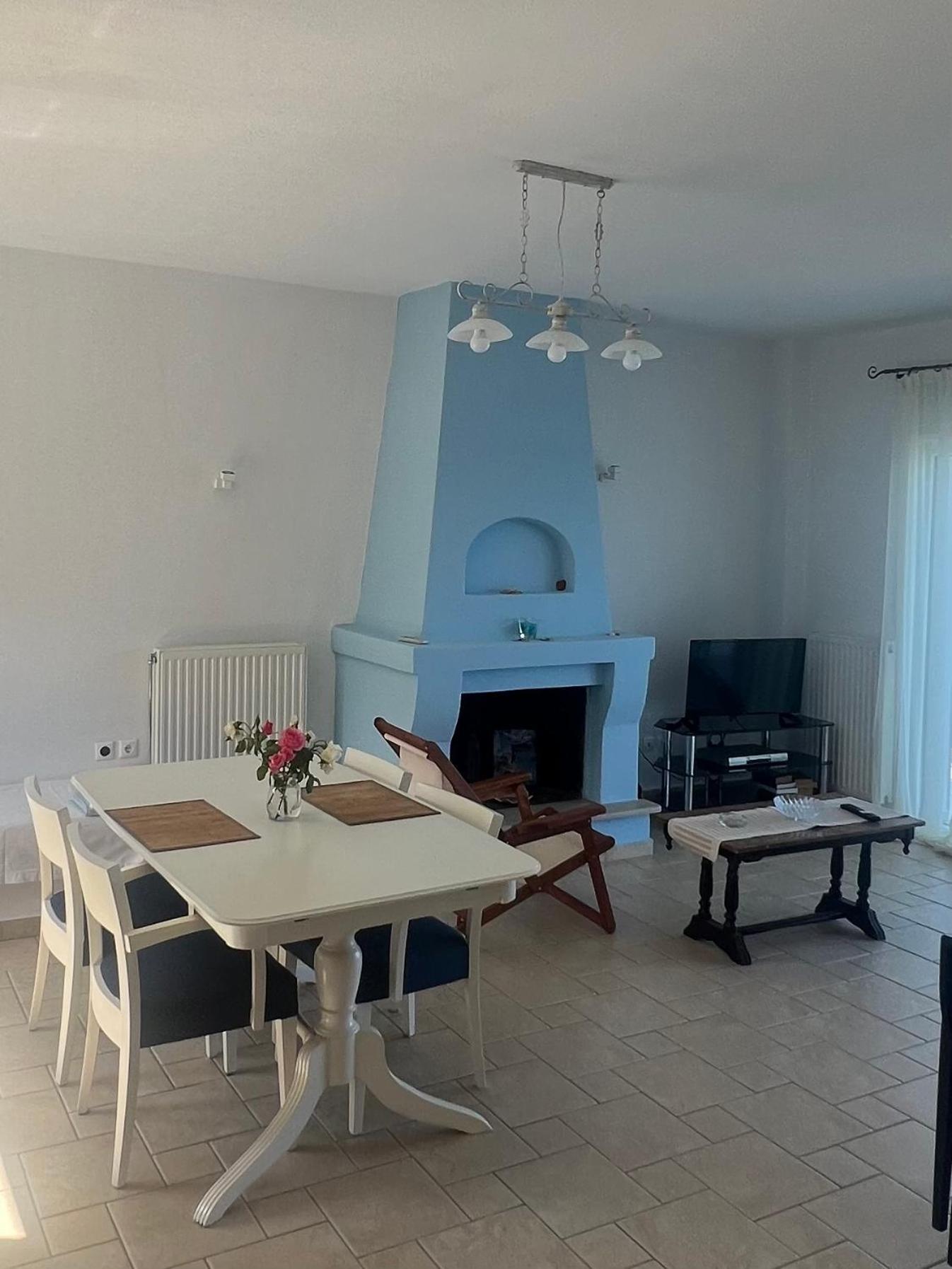 Villas Nies Sourpi المظهر الخارجي الصورة